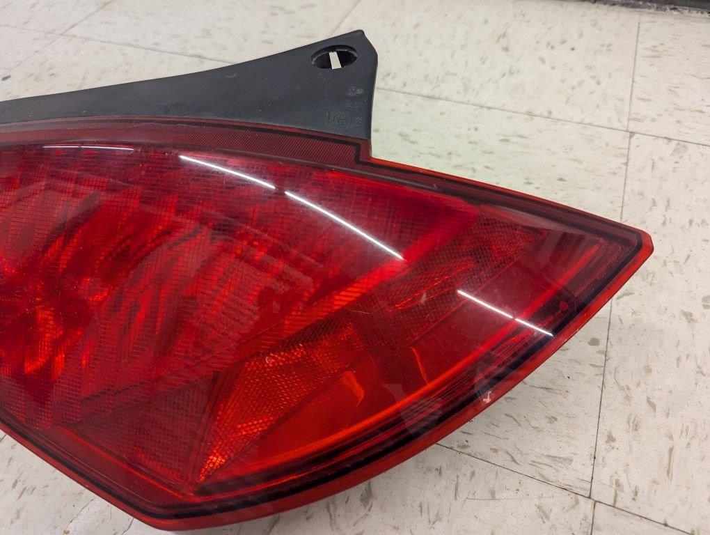 Right and Left tail light for Nissan 350z 2003,2004,2005